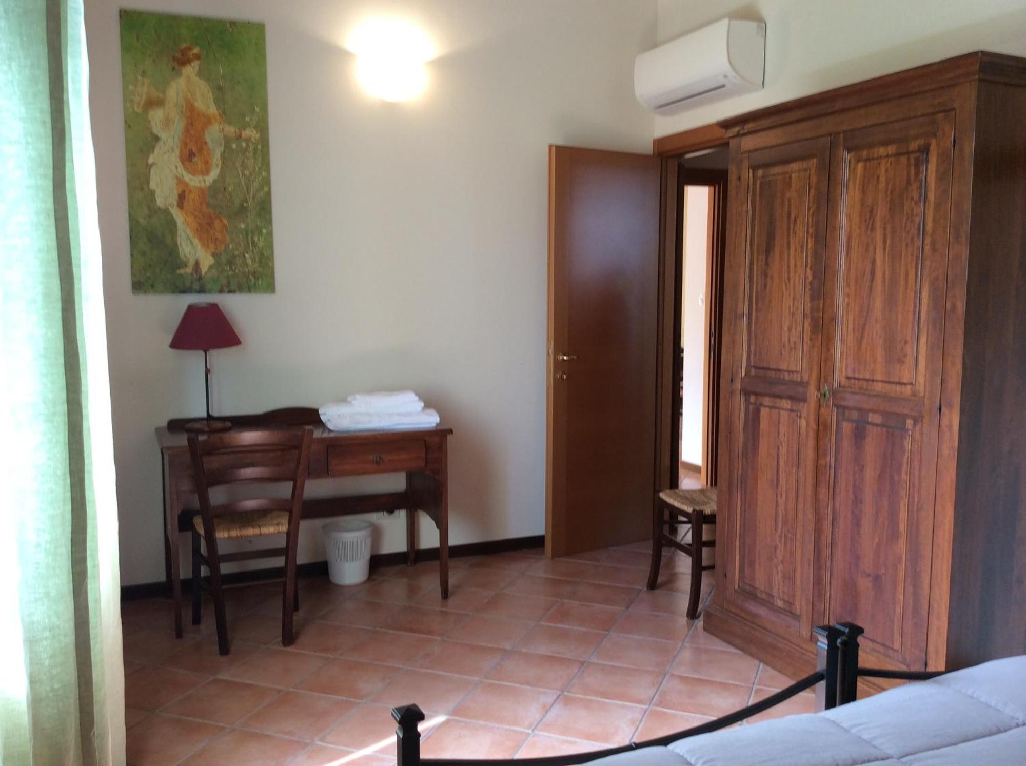 Residence Le Meridiane Siena Szoba fotó